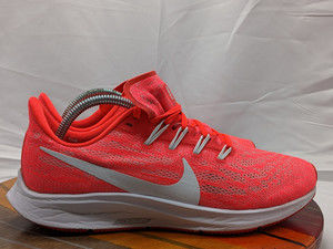 Nike - Air Zoom Pegasus 36 - Womens size 8